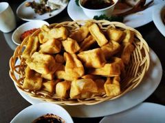 -湖泉水云间餐厅·弥勒地道菜(B座店)