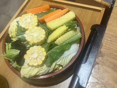 -一朵菌·野生菌探索家火锅(南亚店)