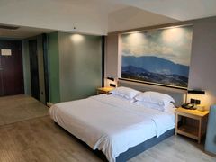 -如家旗下-成都蜀汉东路一品天下地铁站睿柏·云酒店