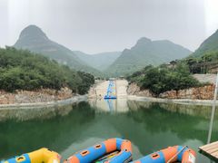 -大平台龙居瀑布旅游区