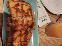 -小镇大厨新概念复合中餐厅(万达广场大连高新店)