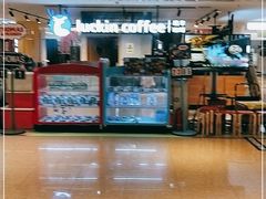 -luckincoffee瑞幸咖啡(顺义华联商厦店)