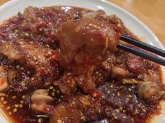 中辣辛辣猪蹄-贤花饭店(城阳店)