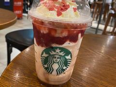 -星巴克臻选(嘉兴海宁银泰城店)