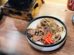 肥牛饭-鸟鸣门屋台料理(金帝银泰店)