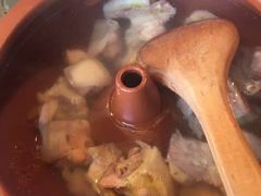 -云海肴·汽锅鸡·云南菜(天山百盛优客店)