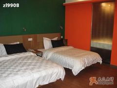 -岭南佳园连锁酒店(广州北京路步行街农讲所地铁站店)