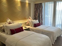 -麦哲伦丝绸度假村