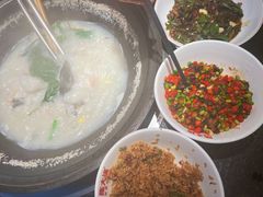 -陈大锅·岳阳鱼馆·地道岳阳菜(美食街店)