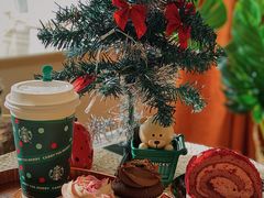 -星巴克(迪士尼小镇店)