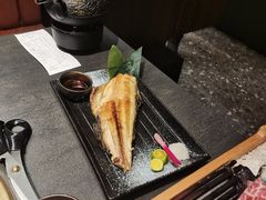 -铭牛烧肉·和牛海鲜自助(高新月牙湖店)
