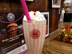 Strawberry&nbsp;Milk&nbsp;Shake-Burger Joys Central(中环士丹利街店)