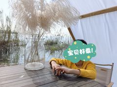 -亮河湾山庄
