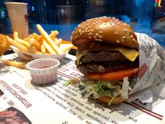 -The Habit Burger Grill 哈比特汉堡(复兴soho店)