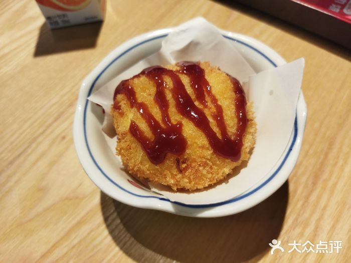 醒屋牛肉饭(王府井店)可乐饼图片