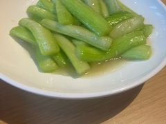 -渝信川菜 · 川味家常菜(财富购物中心店)