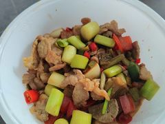 -严记小天府酸菜鱼(西四路店)