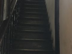 楼梯-留荫庐旅馆