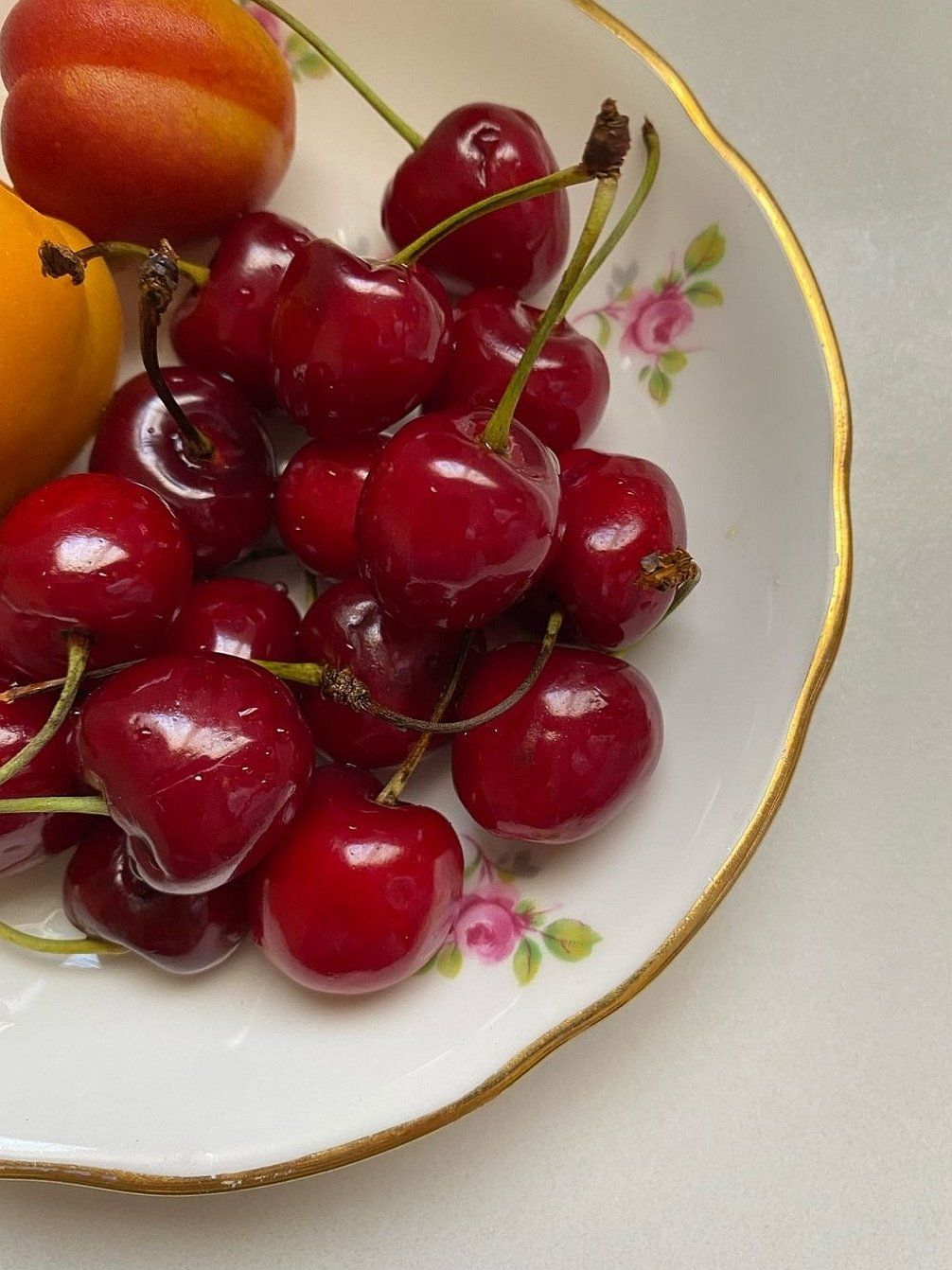 n#樱桃爱好者不可错过#车厘子红#车厘子自由#车厘子大樱桃#好吃搀贵