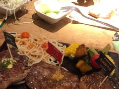 -豪客来牛排(人民东路店)