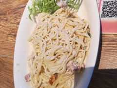 -玛格萝妮(汇智国际商业中心店)