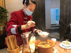 -有红鸡毛店·川菜(建设路店)