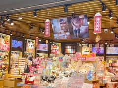 -宝龙城(杭州滨江店)