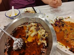 -鑫巴蜀小镇 · 水煮鱼专研店(玉桥店)