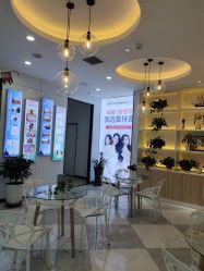 -蕾特恩专业祛痘旗舰店