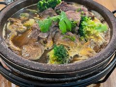 热石锅小牛排骨汤面-Moka Bros 摩卡站(嘉华店)