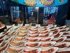 -雍容荟帝王蟹活龙虾展台自助(IFS黑金店)