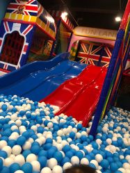 -苏宁红孩子(F6漫时区店)