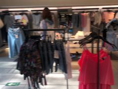 -ZARA(世贸天阶店)