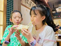 -那些年一起吃串的地方·青岛老烧烤(总店)
