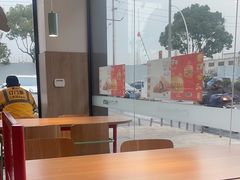 -麦当劳(松江飞航广场店)