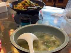 -东来菜馆•手抓海鲜家常菜•海鲜锅贴(鸽子窝店)