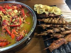 -老谭虾王蟹皇·龙虾·烧烤(蝴蝶湾店)