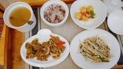 -诗安国际母婴会所 月子会所中心(市政府店)
