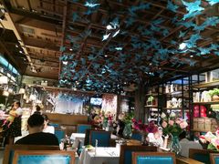 大堂-领鲜活海鲜榴莲自助火锅(东门店)