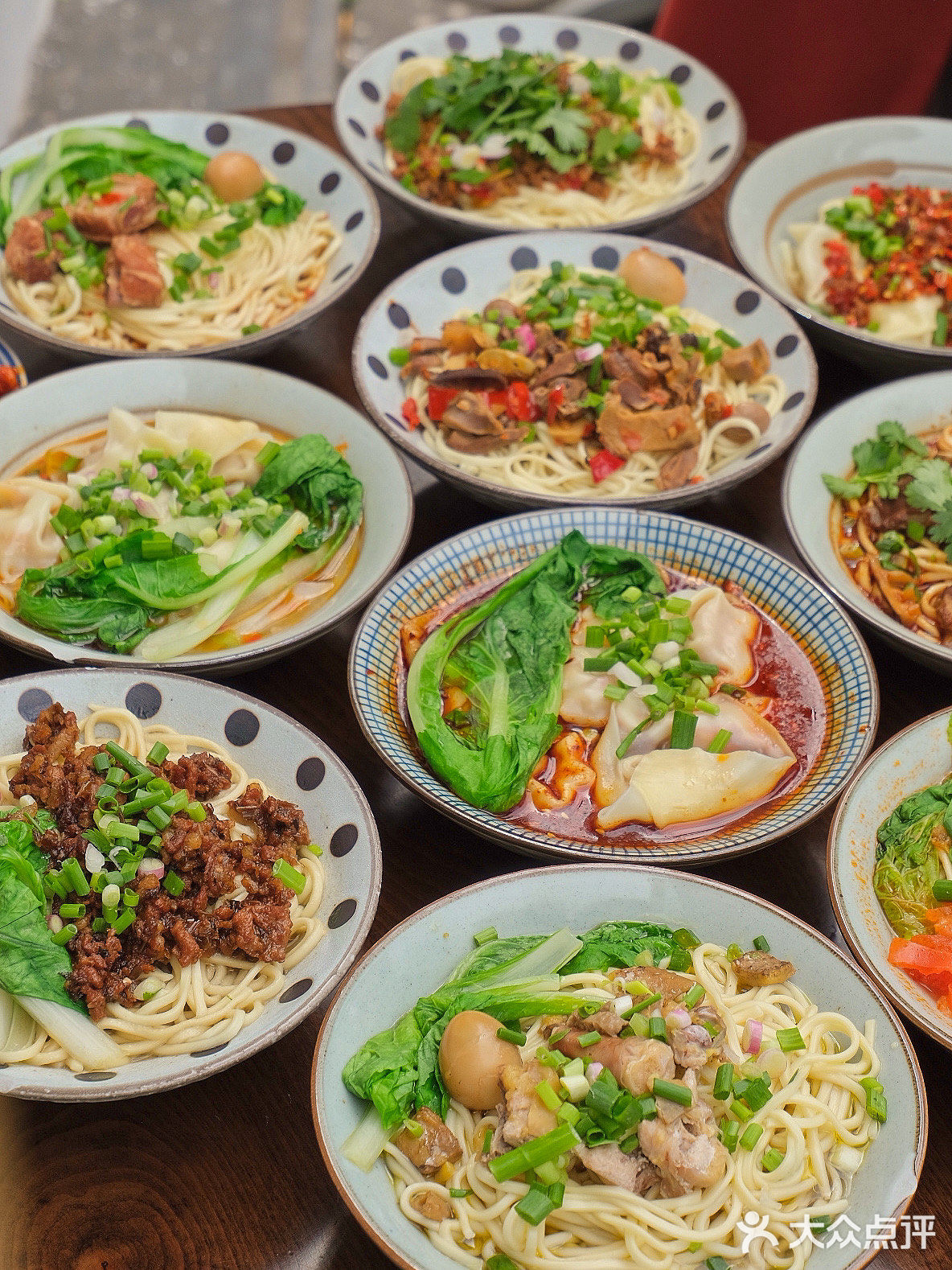 等了一个小时｜就为了这一笼刚出锅的热气腾腾的包子‼️