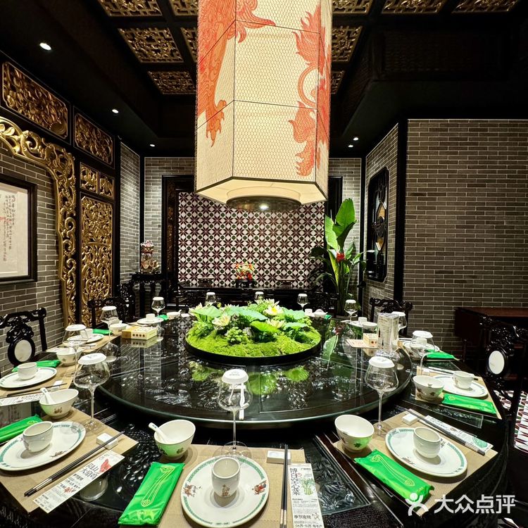 这家店节目也太多了吧~