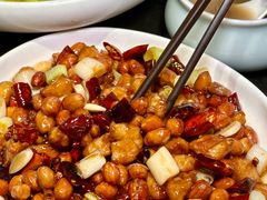 -万重锦·人文川菜馆(骡马市店)