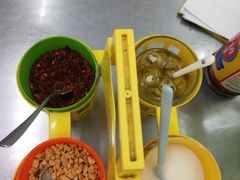 -榮泰米粉湯(Left Shop)