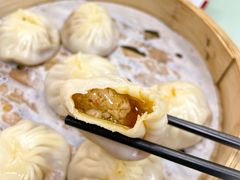 蟹黄汤包-食惠里小笼包面馆(越秀店)