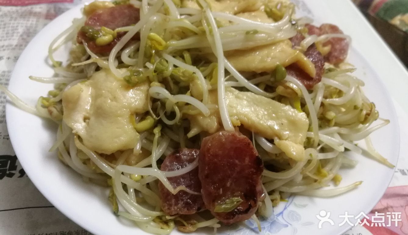 春日的爽口芽菜炒肉