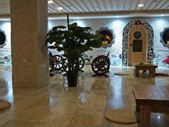 -碧中海汤泉汗蒸酒店