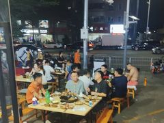 -乐闹闹重庆火鍋(民治店)