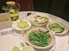 -贝勒爷·酥不腻烤鸭