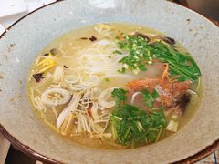 -芸南道·过桥米线(昆明老街旗舰店)