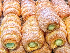 -巴黎贝甜(华堂新辰汇店)